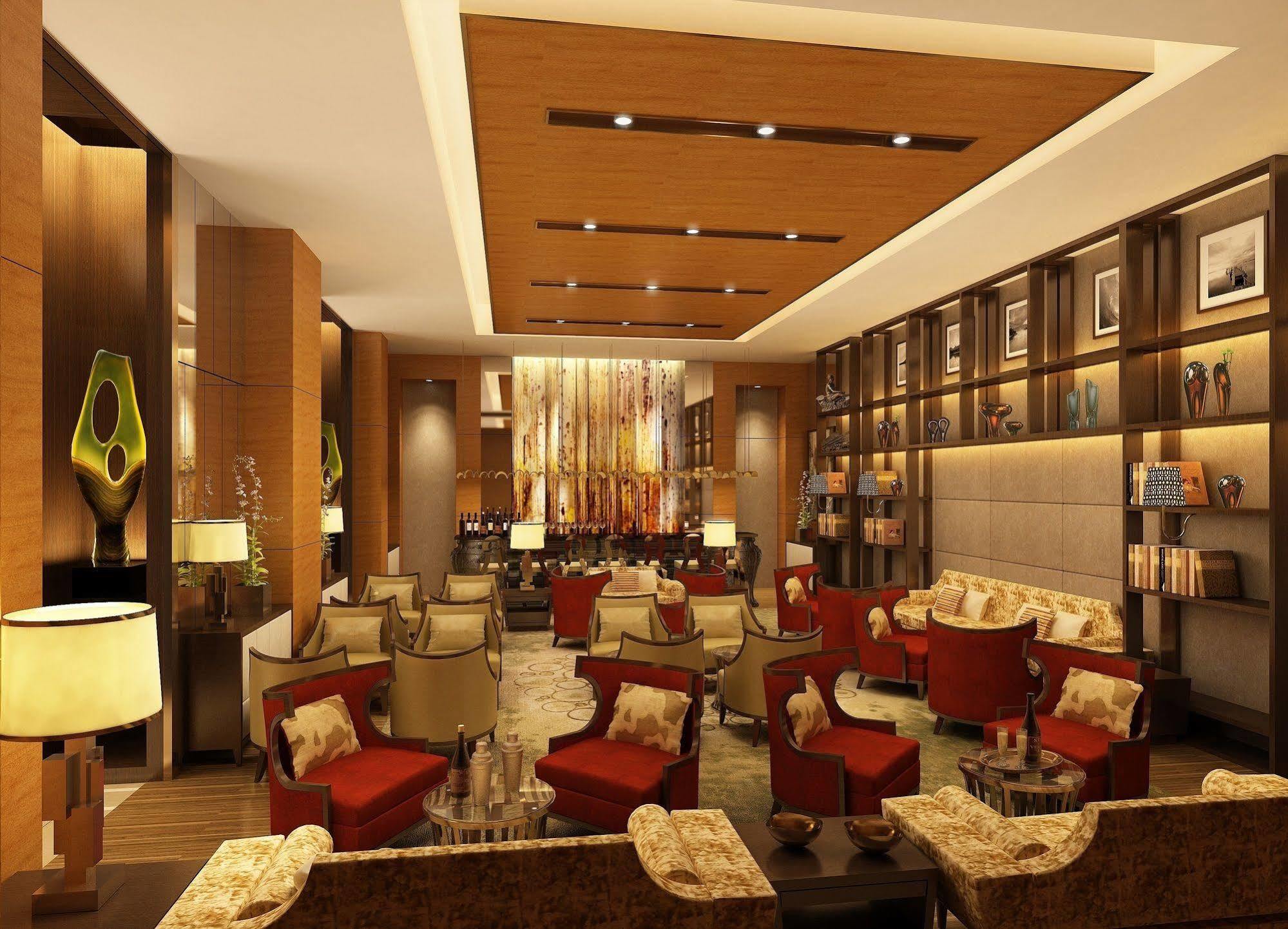 Готель The Okura Prestige Тайбей Екстер'єр фото The lounge at the airport